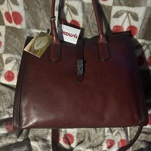 Cavalcanti Elegant Red Leather Tote Bag